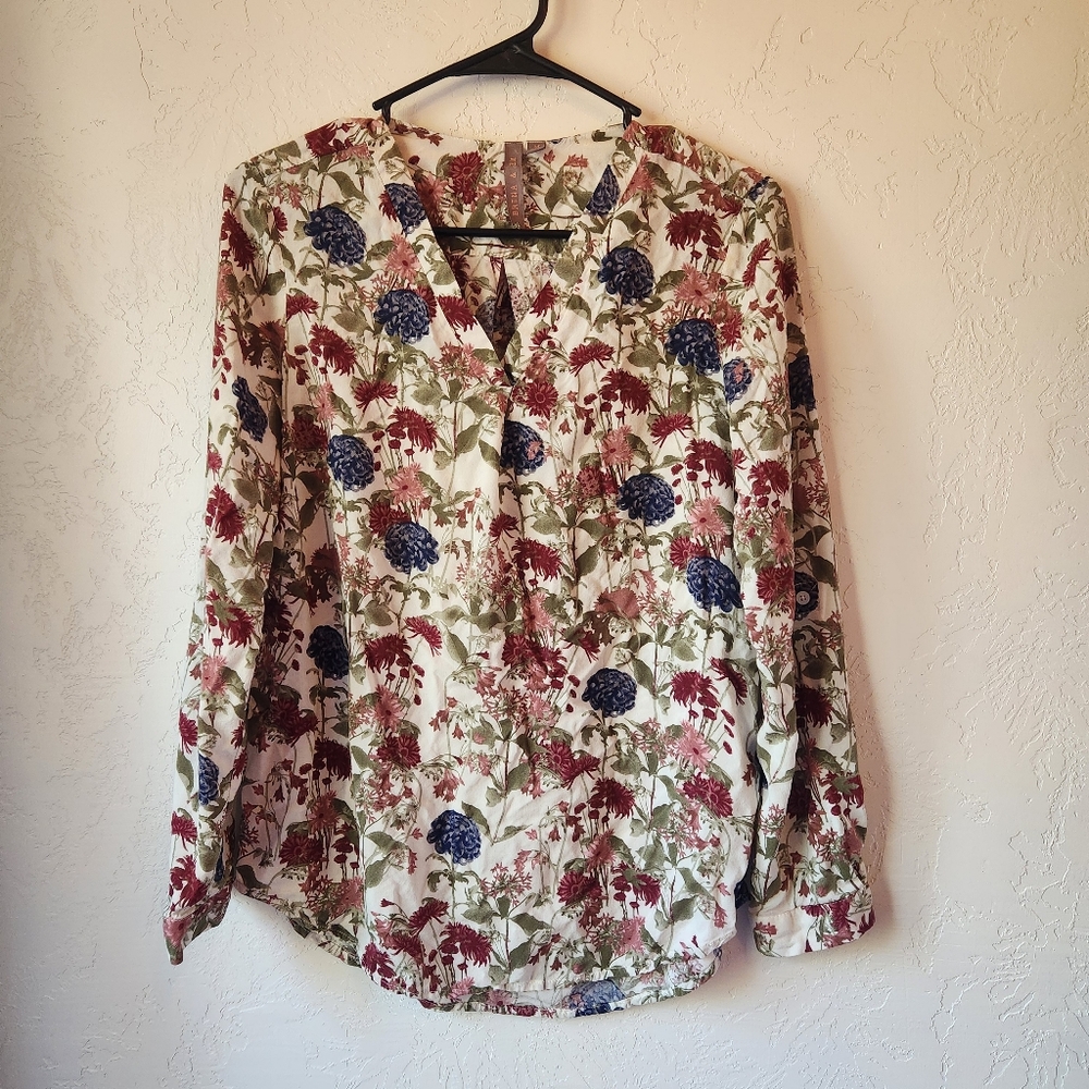 Brina & Em Floral Long Sleeved Top